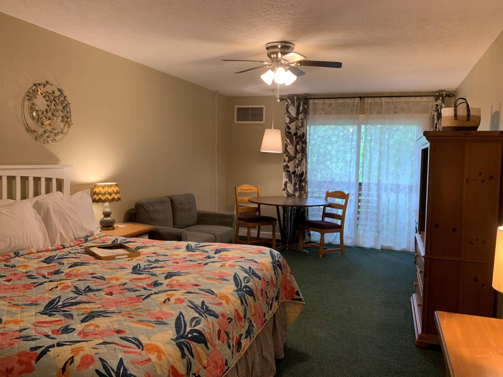 Woodbridge & Tavern 4* Jasper