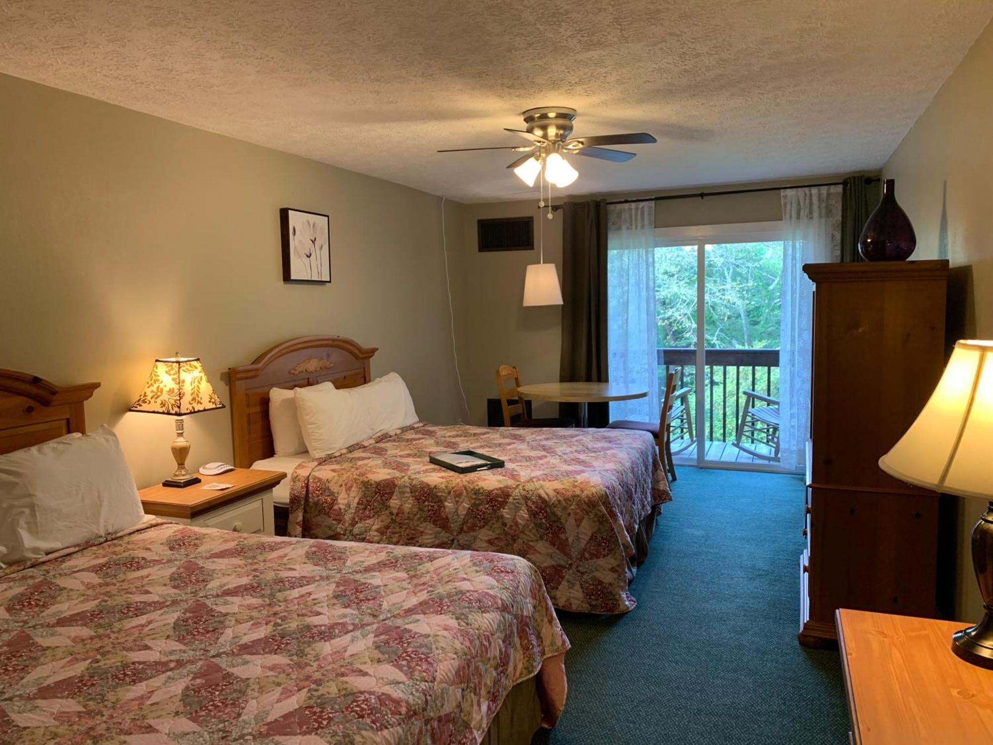 Woodbridge & Tavern Hotel