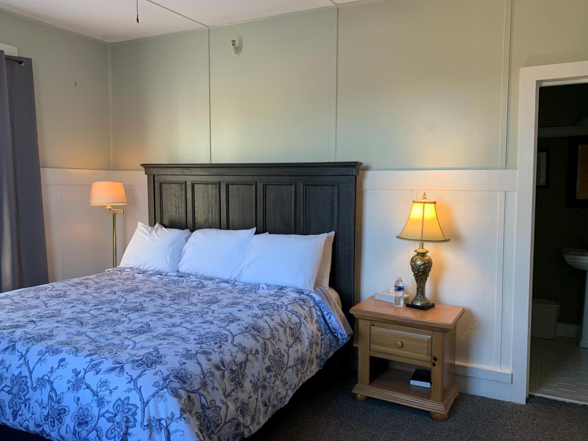 Hotel Woodbridge & Tavern Jasper